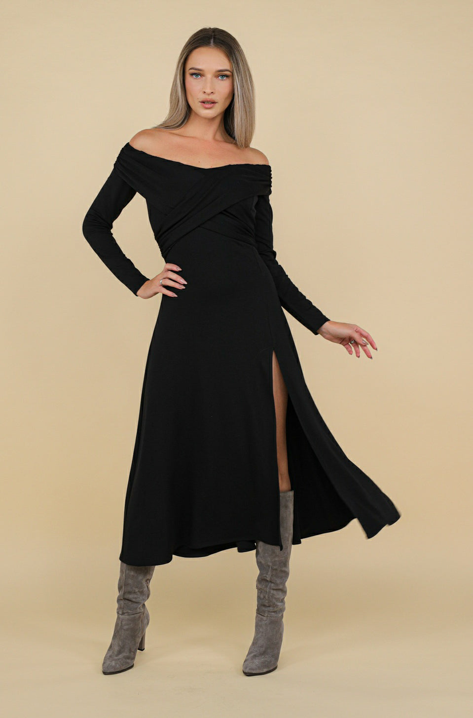 Tuscany Jersey Midi in Black