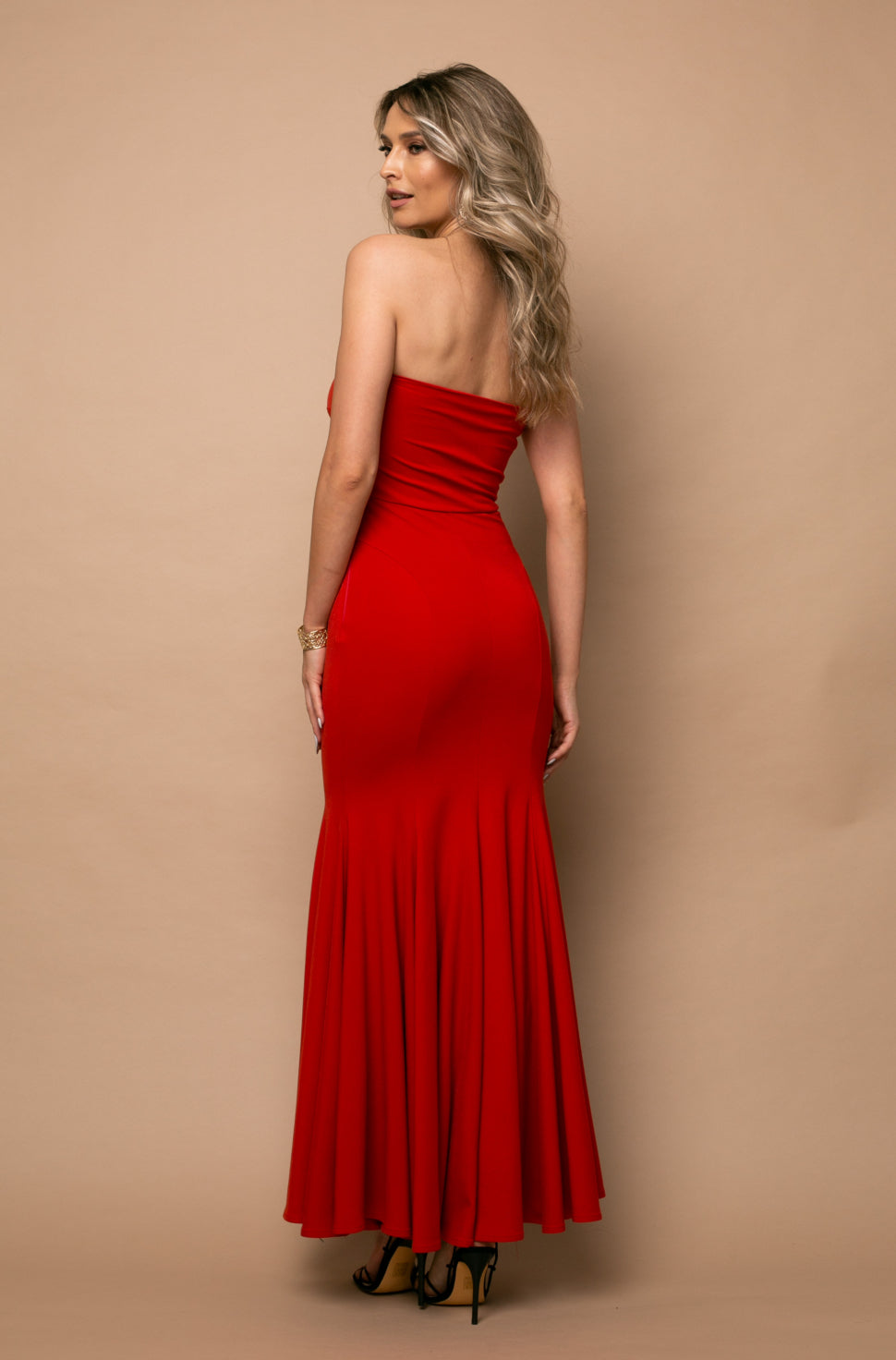 Madrid Jersey Strapless Dresss In Red